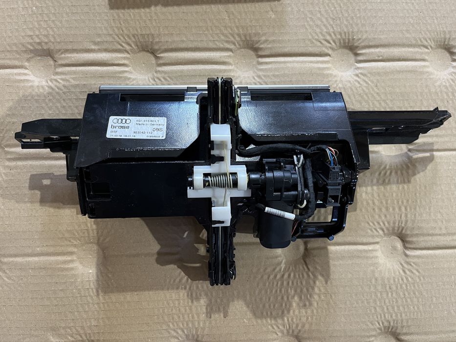 Unitate navigatie / Display / MMI Audi A6 A7 C7 4G