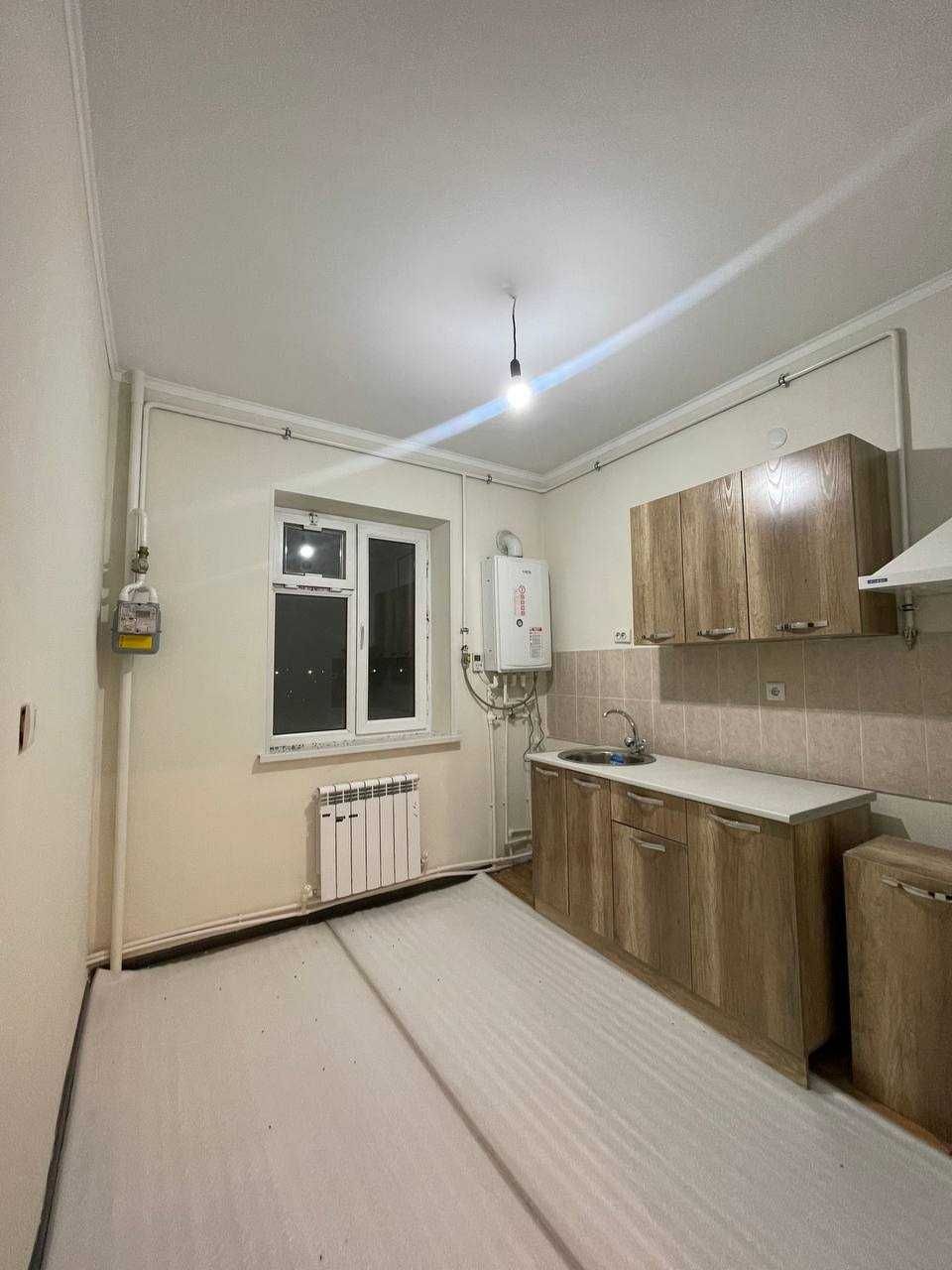 2 xonali kvartira sotiladi