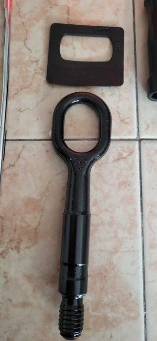 Ауди Чисто нов авариен комплект и вериги