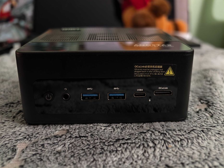 Mini PC Aoostar GEM12+ 8845HS Pro, 32GB DDR5, Oculink