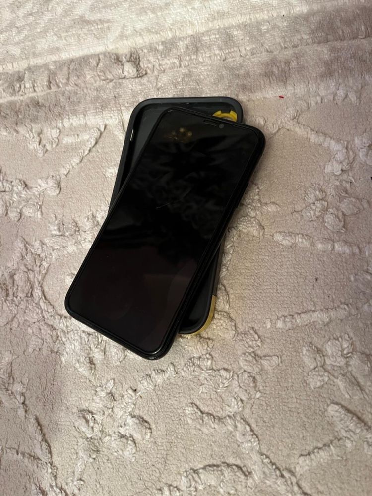 Iphone black XR 64-GB