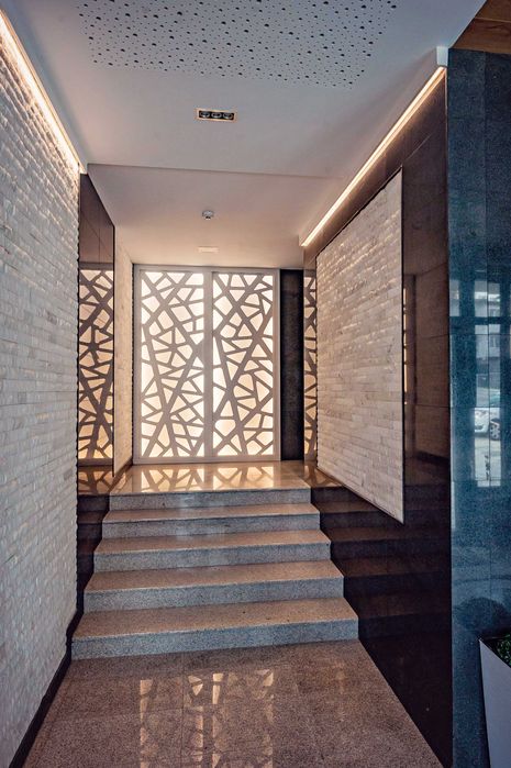 Собственик дава под Наем 2-СТАЕН до Техническия университет