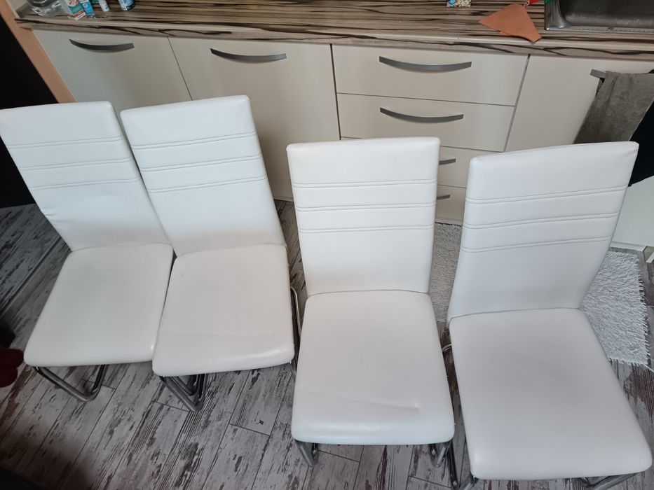 Трапези столове 4бр.