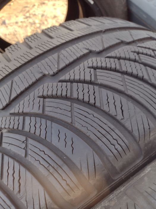 Michelin PA4 2бр.245/45/18 дот5020
