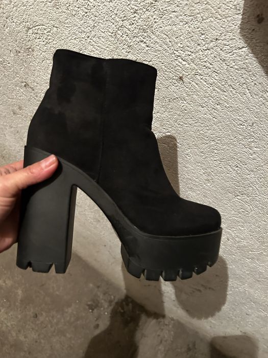 Дамски боти -36 номер