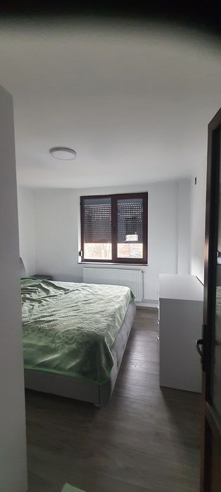 Închiriez Apartament 3 camere