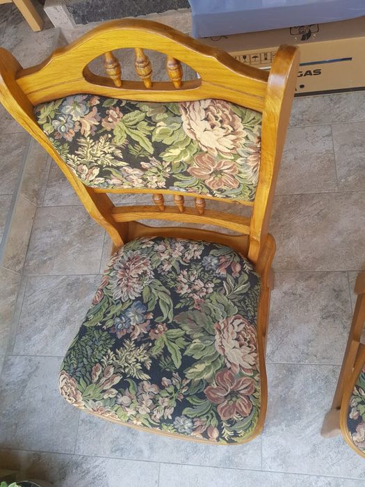 JOC Scaune super elegante noi nouțe
