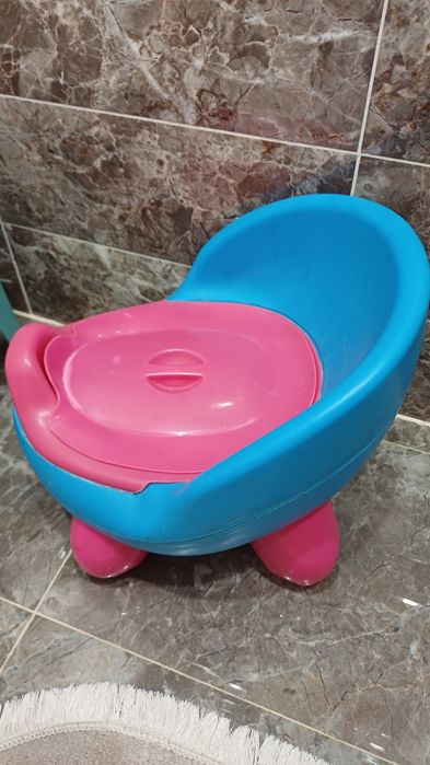 Продам детский горшок