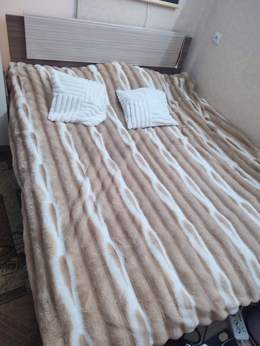 Продам кровать 160*200