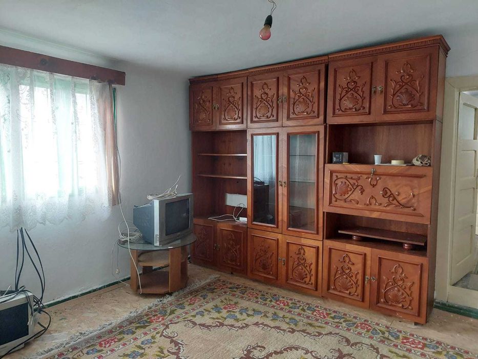 Urgent de vanzare, casa bunicilor!
