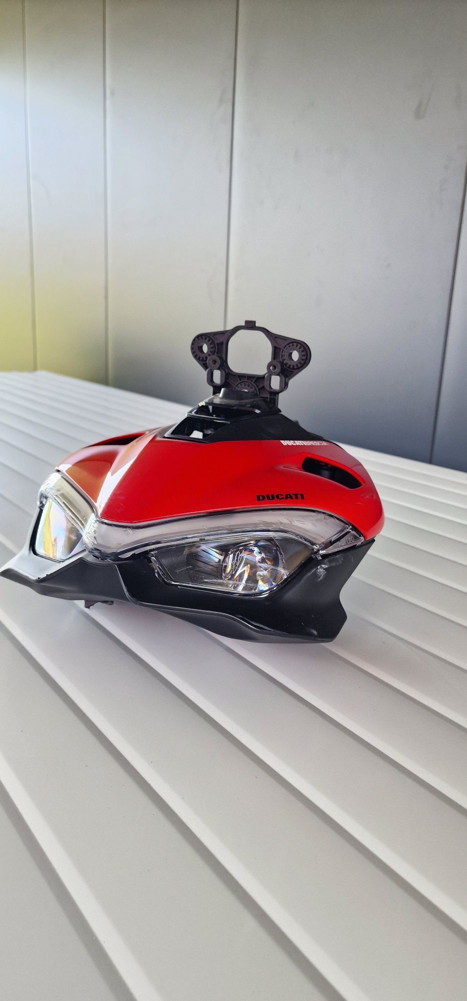 Far Ducati Diavel 1260 , X-Diavel Monster 937 Streetfighter 848 V4
