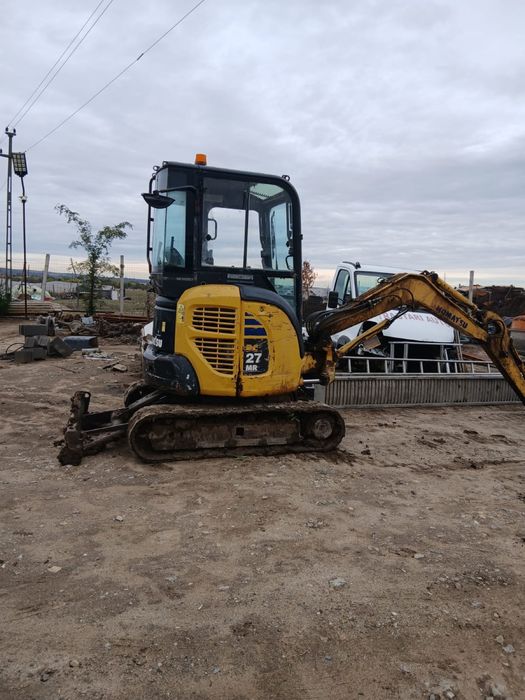 Mini excavator Komatsu PC27MR-2 – 3.25 tone, stare bună, gata de lucru