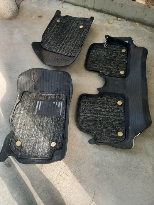 Spark poligi sotiladi narxi 70.000 sòm