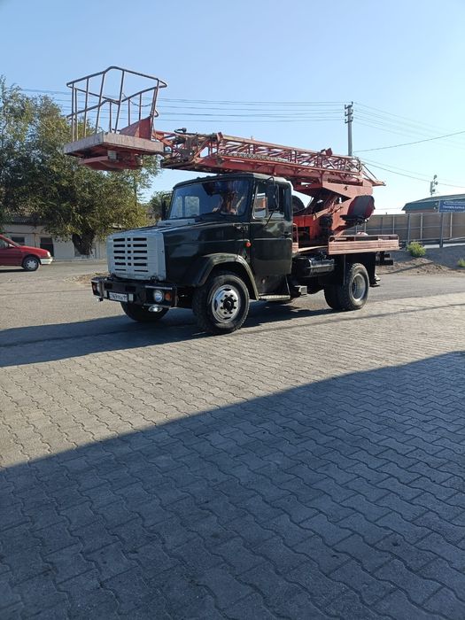 Услуга автовышка 24/7. АГП . автовышка аренда.