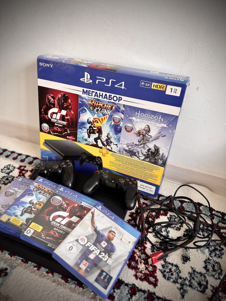 PlayStation 4 (ps4)