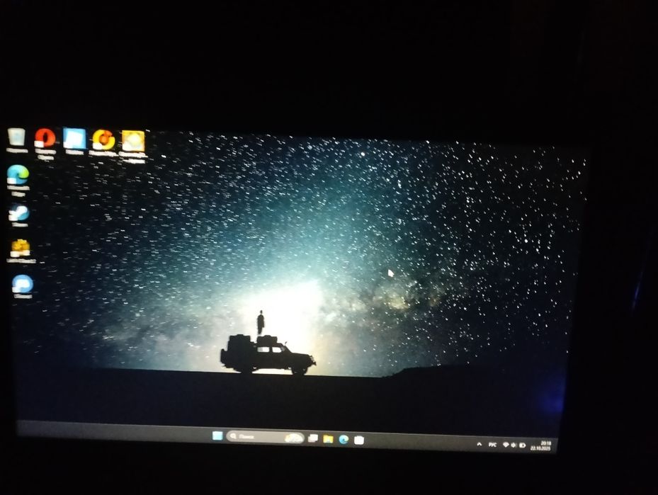 Продам   ноутбук модели HP Laptop 15s-eq1162ur

15s-eq1162ur

15s-eq1