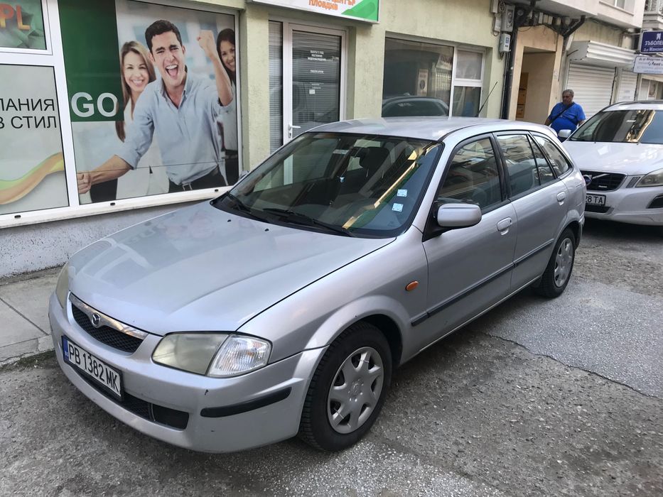 Mazda 323 2003 Мазда 323