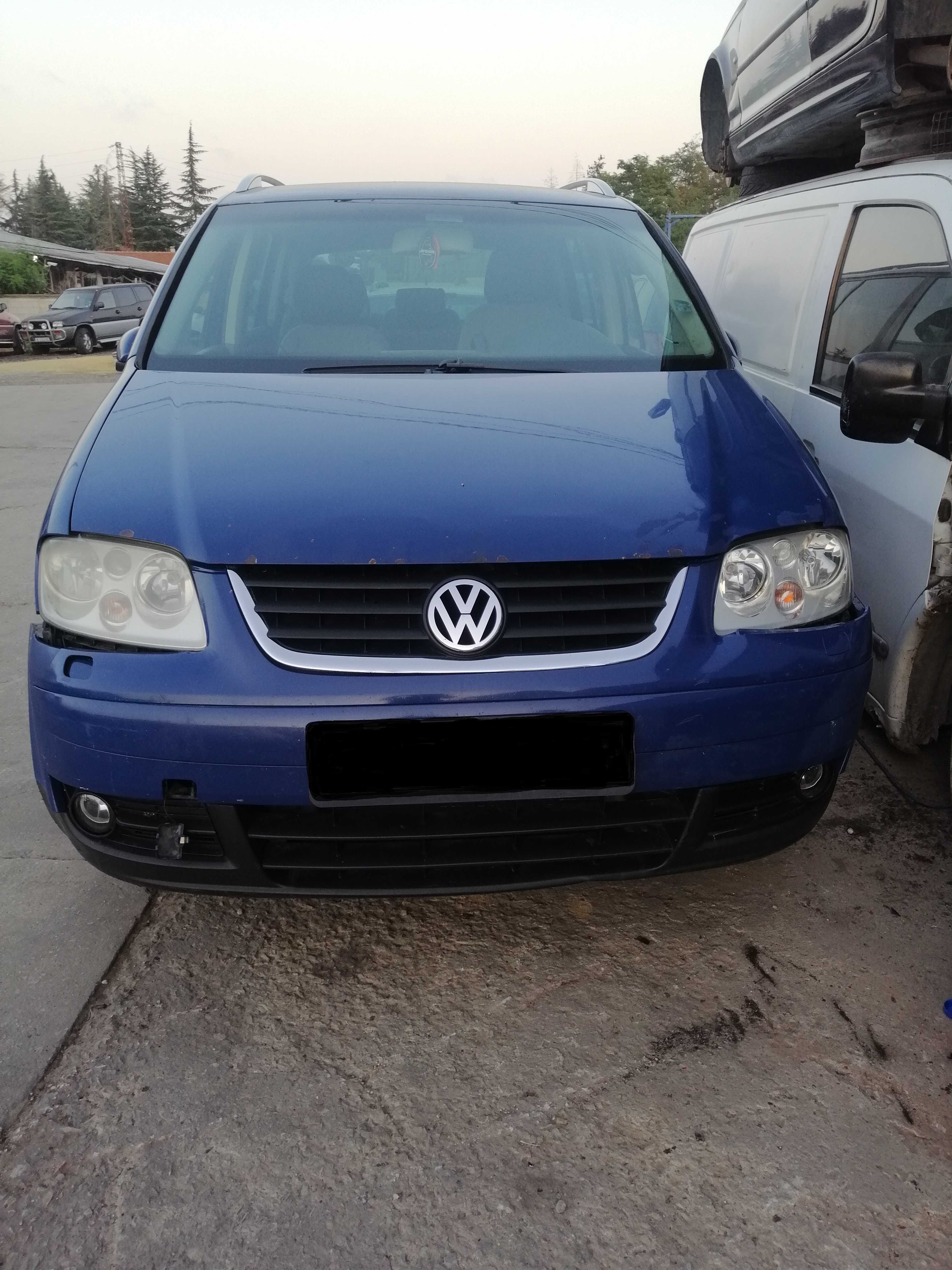 VW Touran Туран 1.9, 2004г. на части