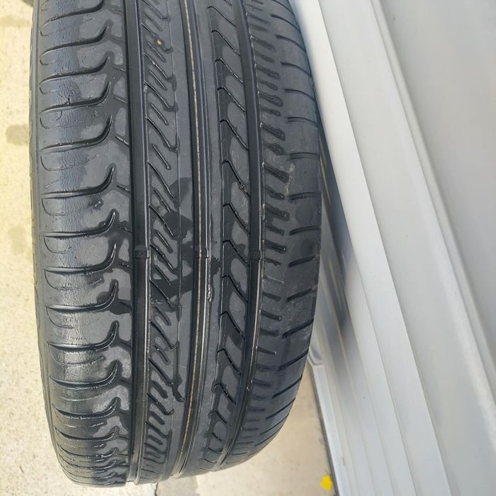 Продавам гуми и джанти