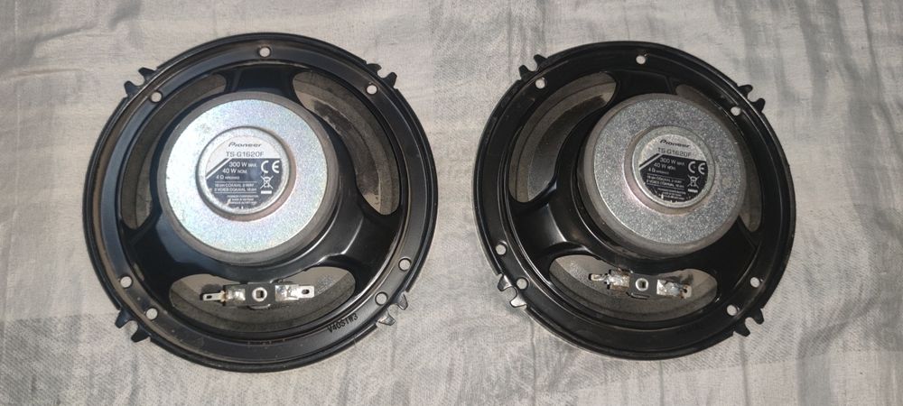 Продам колонки два комплекта