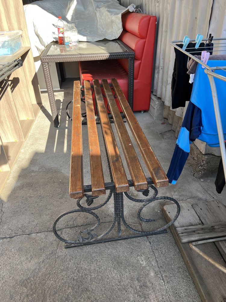 Продам скамейку кованную