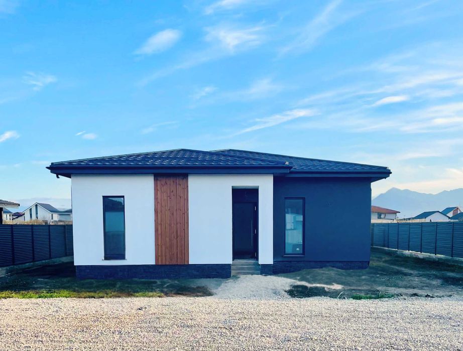 Casa 4 camere | Finisaje la alegere | Toate utilitatile | Sânpetru, BV