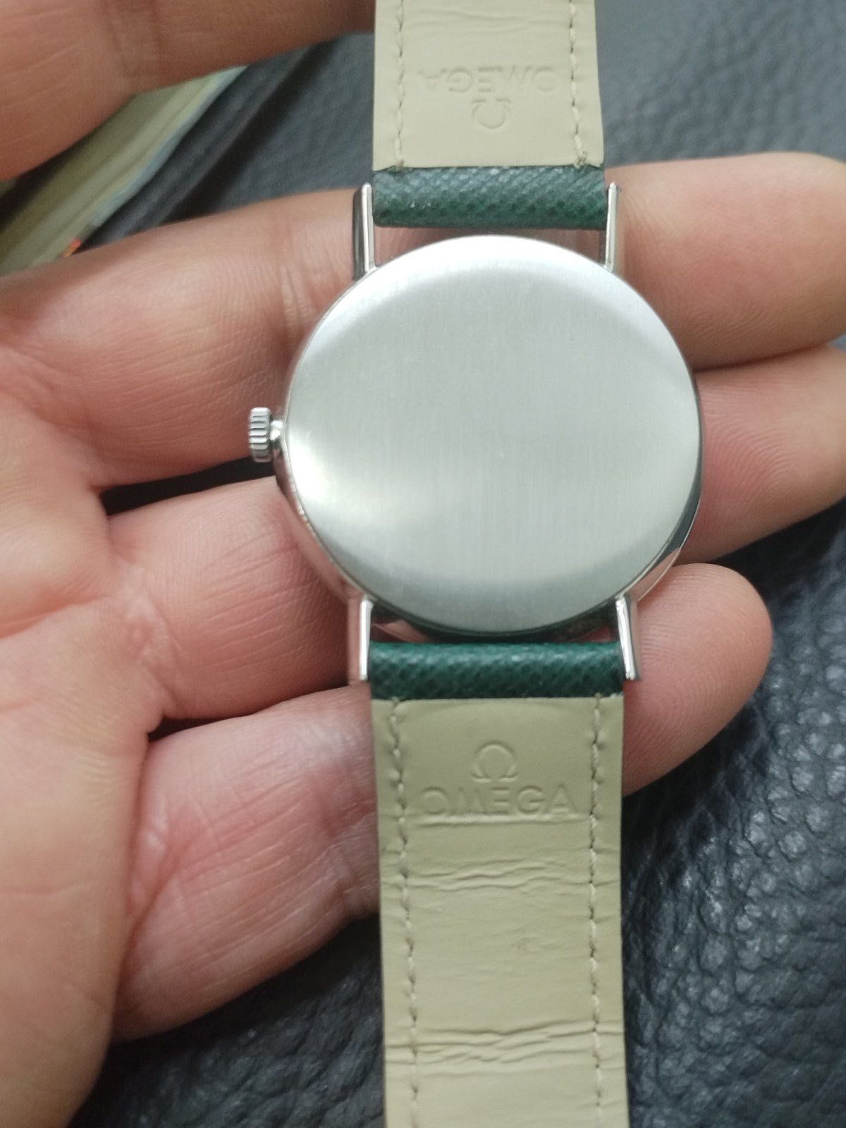 Омега Omega мъжки часовник 60те. Много запазен. Капариран