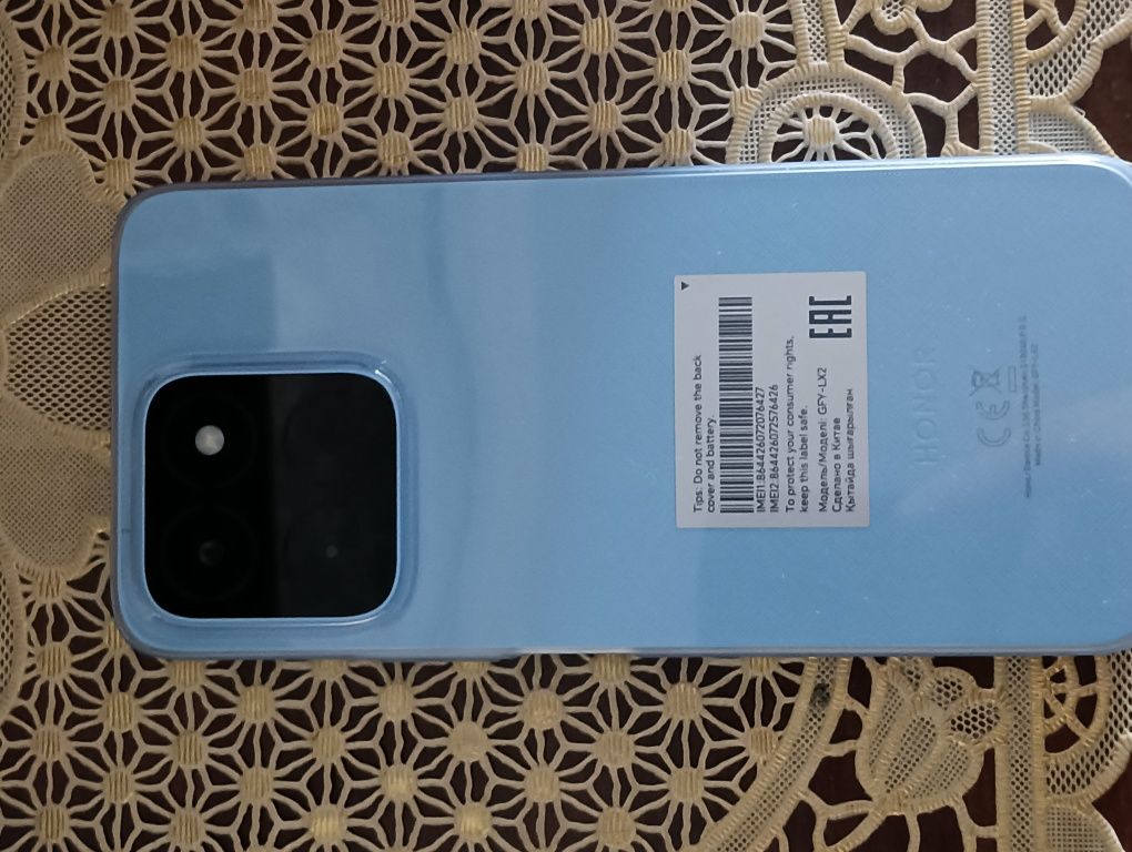 Продаю новый телефон Honor x5b