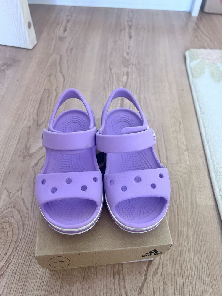 Детски сандали Crocs C9 и С10