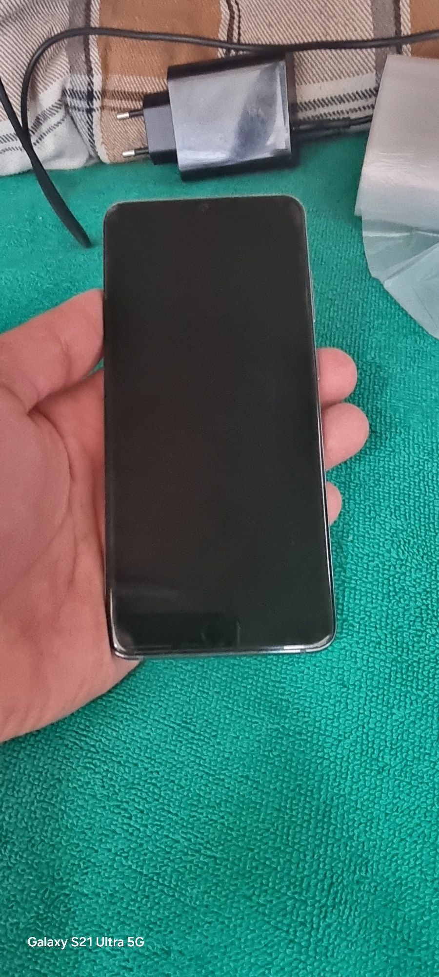Samsung s20  5g 8/128 holati zor umuman aybi yo ozim ishlatganman