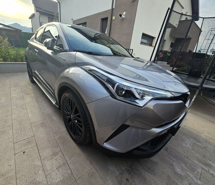 Toyota C-HR 1.8h Lounge 2w CVT