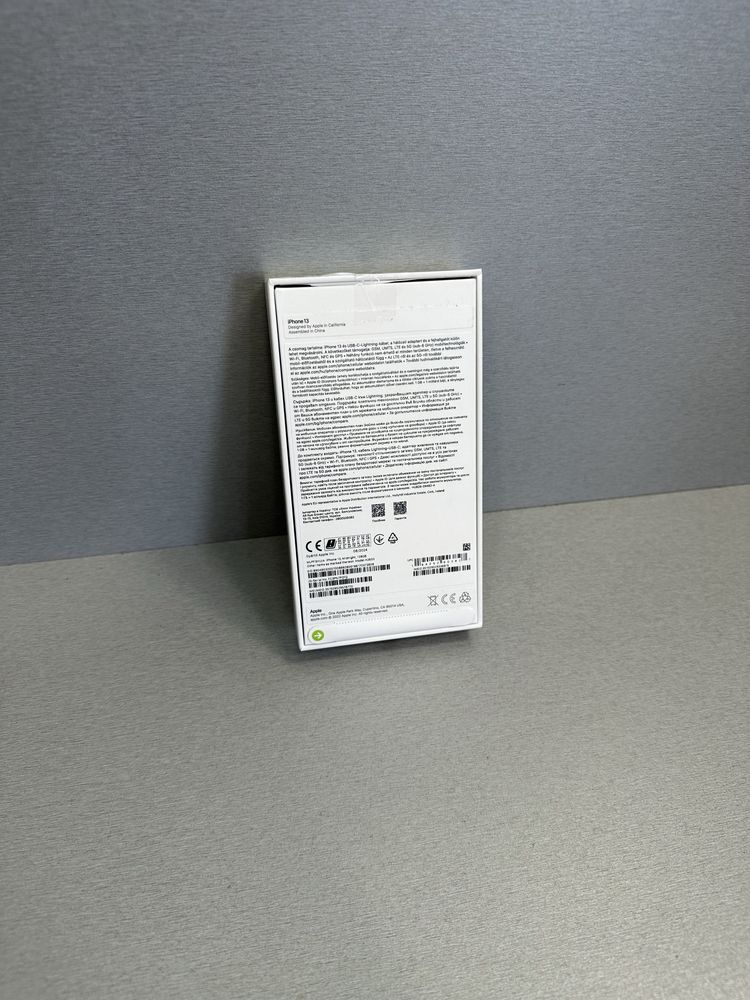 Продавам чисто нов iPhone 13