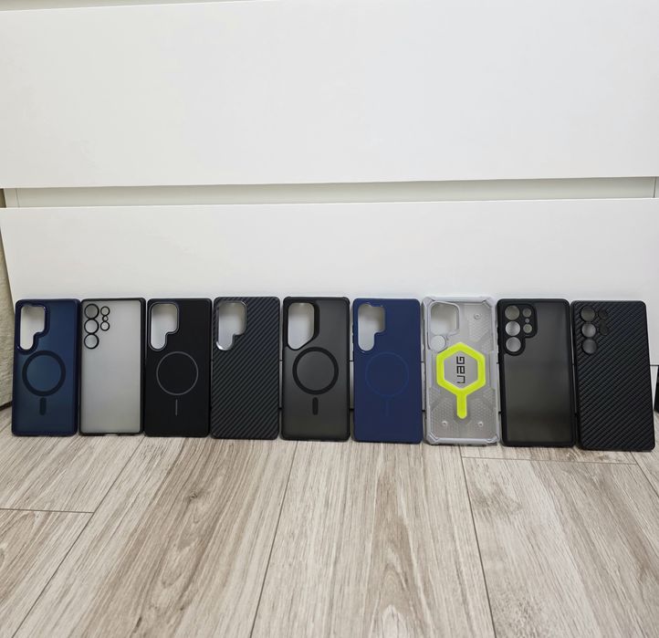 Vând 9 huse nefolosite S25 Ultra: 300 lei