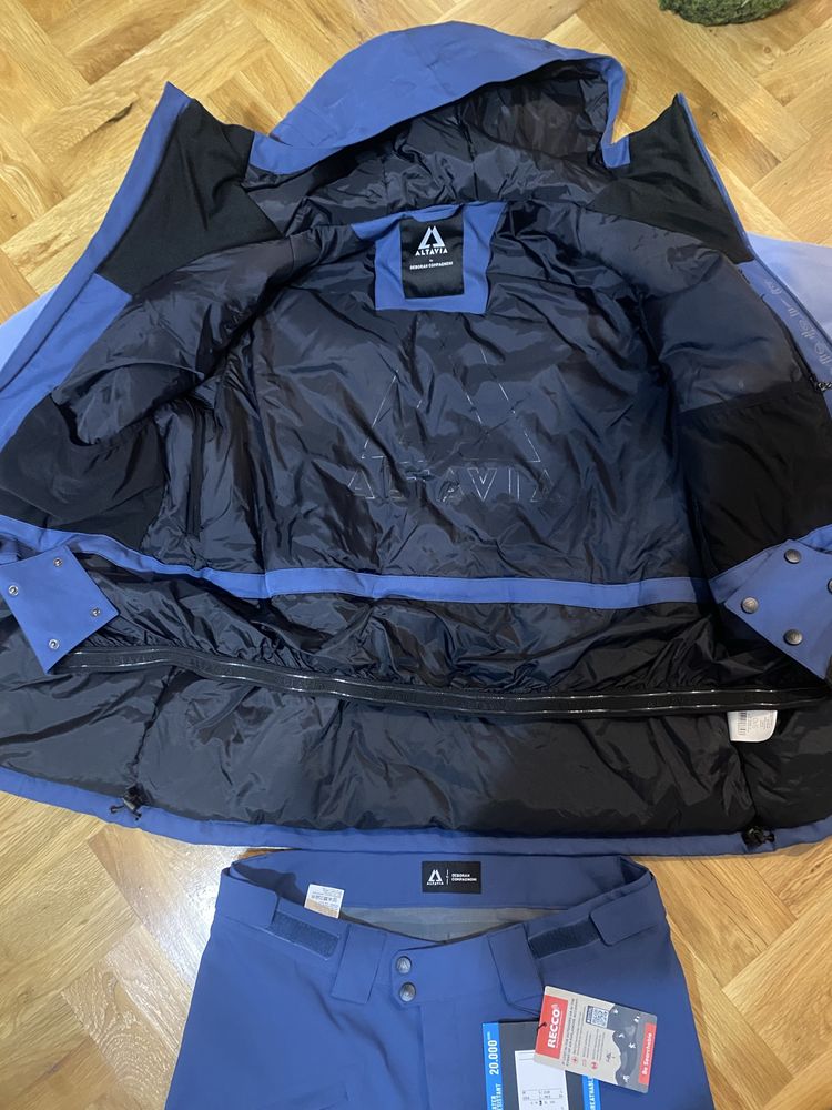 Costum ski Altavia