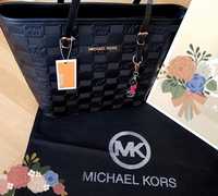 Geanta Michael Kors, logo imprimat,accesorii metalice, saculet, etiche