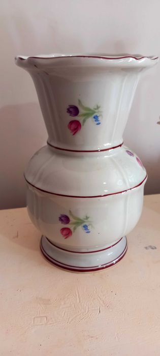 Ретро ваза от миналия век