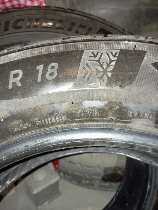 Cauciucuri Michelin mixte 235 60 r 18 și 255 55 r 18