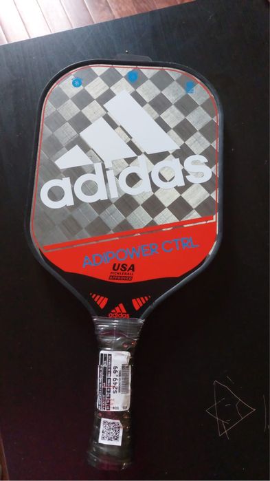 Paleta Pickleball adidas