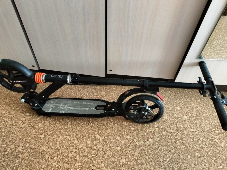 Самокат в отличном состоянии