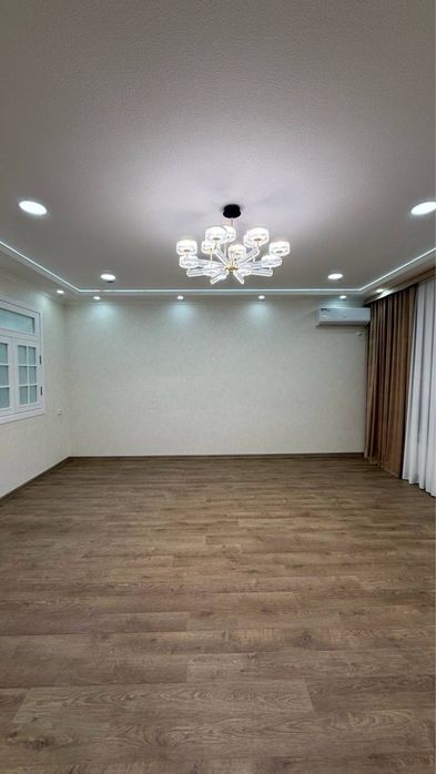 Продается 4 ком. Квартира площадью 127 кв.м. Адрес Фрунзе