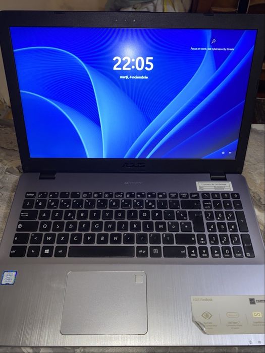 vand laptop asus