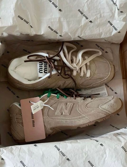Маратонки New Balance x Miu miu