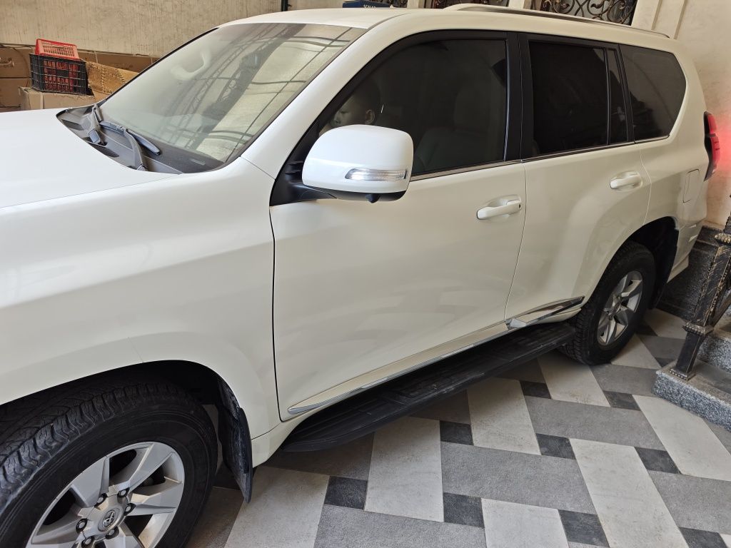 Toyota landcruezir