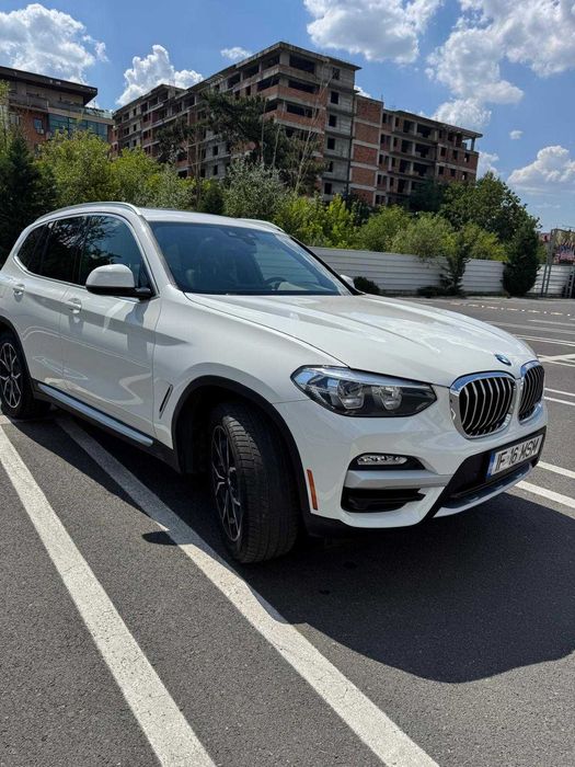 BMW X3 3.0i Benzina, X-drive 252 CP, motor 2.0 L.  56000km