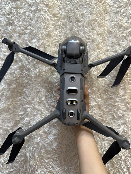 Продам дрон Mavic 2
