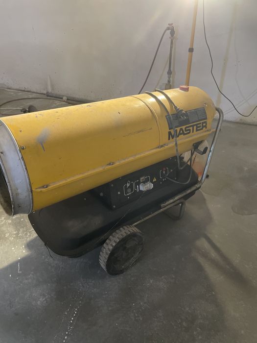 Suflanta aer cald pe motorina