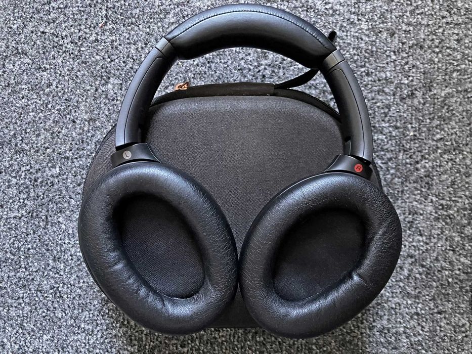 Слушалки Sony WH-1000XM3 - Active Noise Cancelling