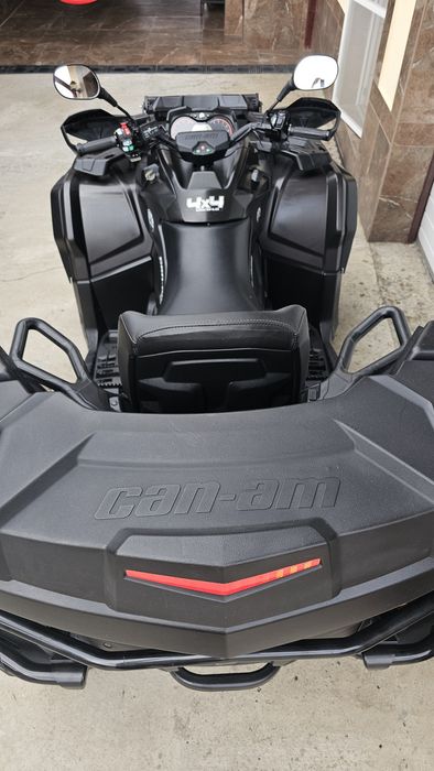 Vând can-am outlander  1000 R