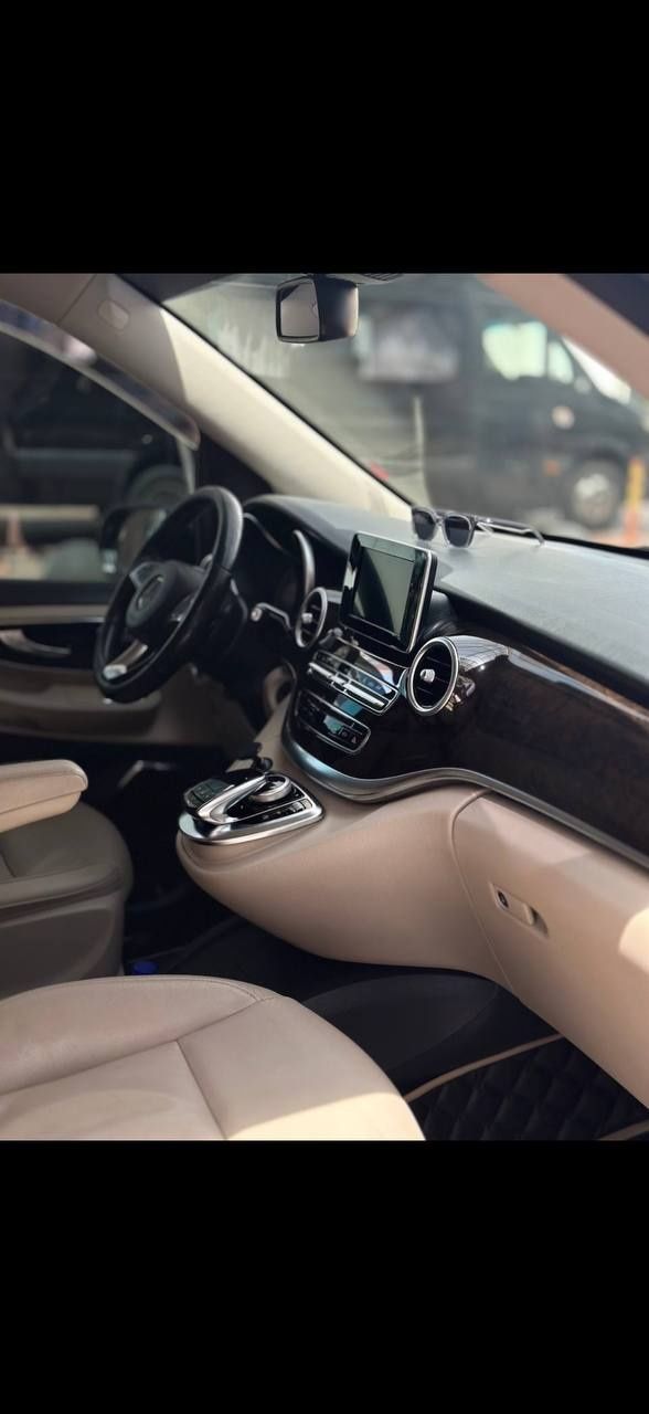 Mercedes Benz Vito