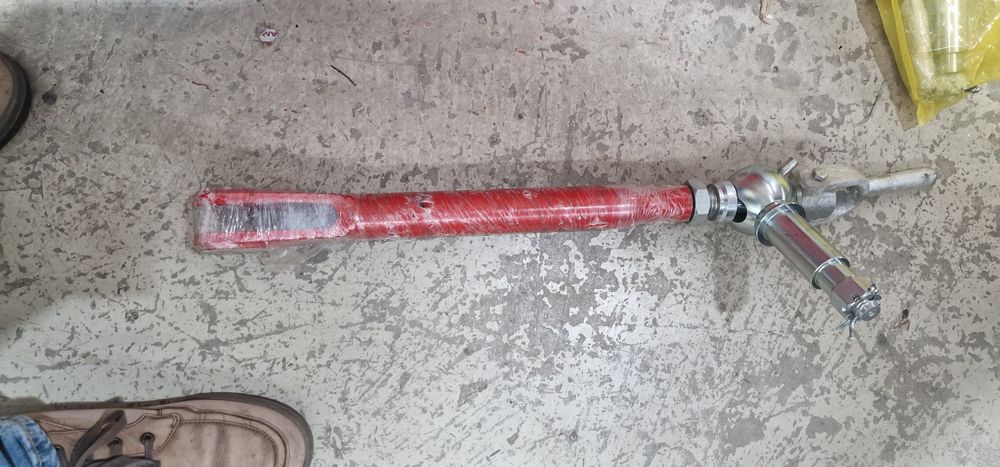 Tija reglabila tirant u 650 preț 300 lei bucata se poate trimite prin